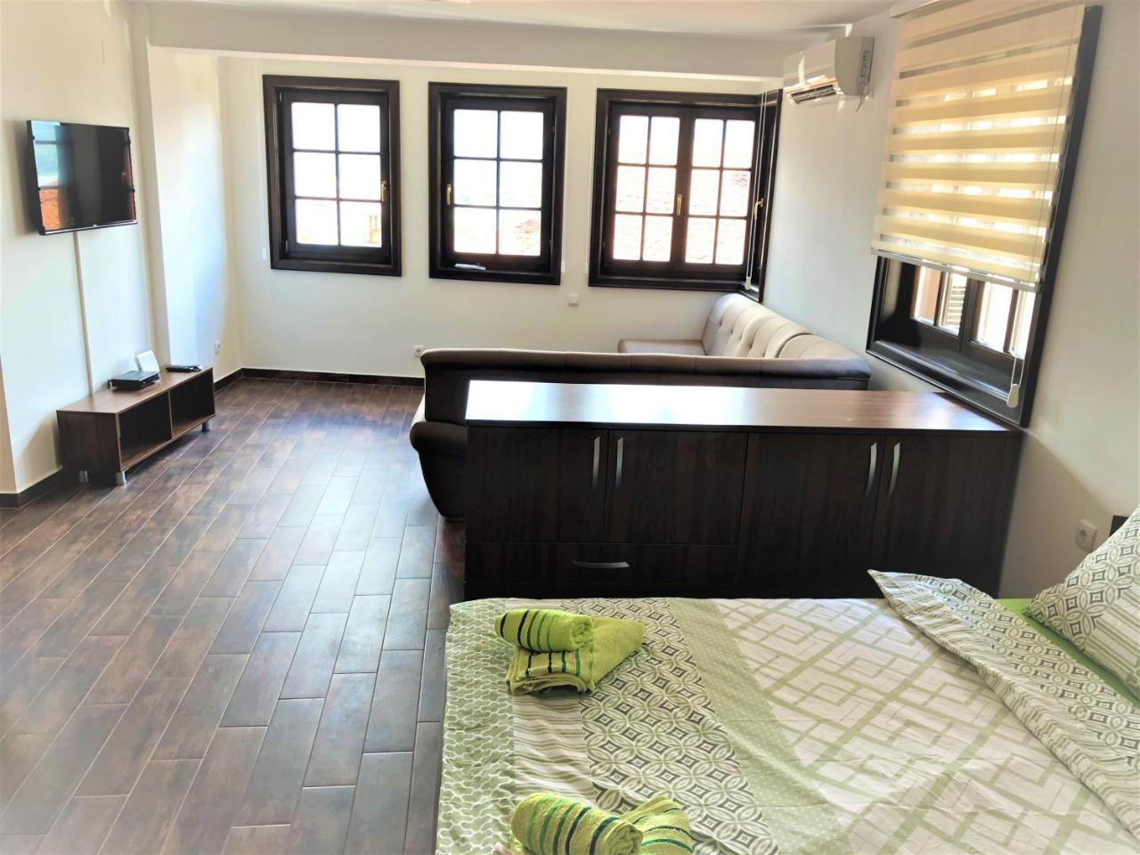 Villa Helena โอครีด ภายนอก รูปภาพ